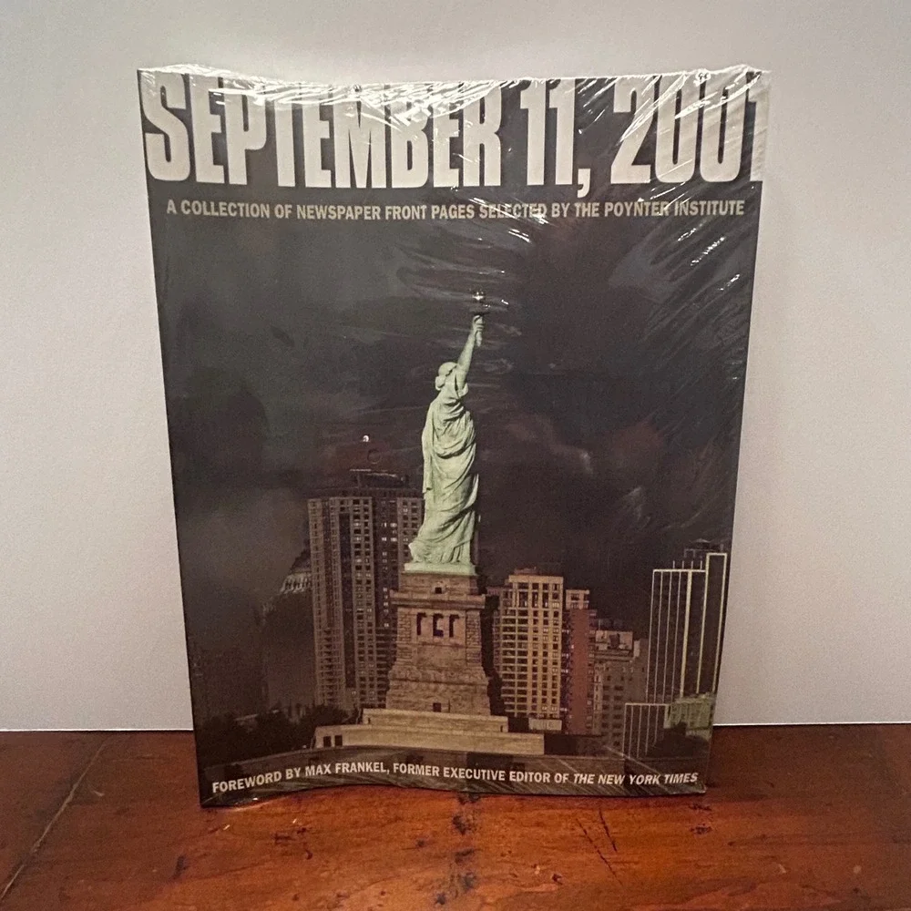 Andrews McMeel September 11 2001 Book Newspaper Front Pages New Sealed 9/11